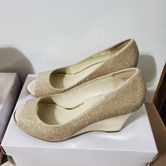 rose gold closed toe wedges